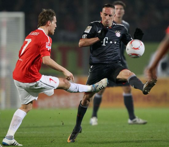 受球迷瞩目 受球迷瞩目